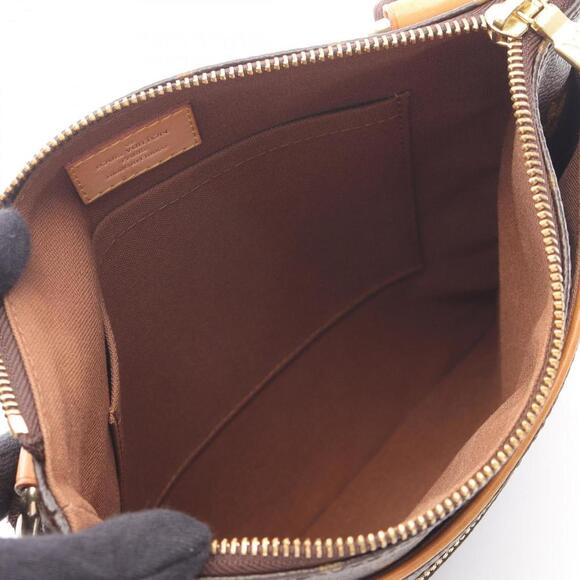 LOUIS VUITTON Brown Monogram Leather Shoulder Bag - Picture 3 of 9